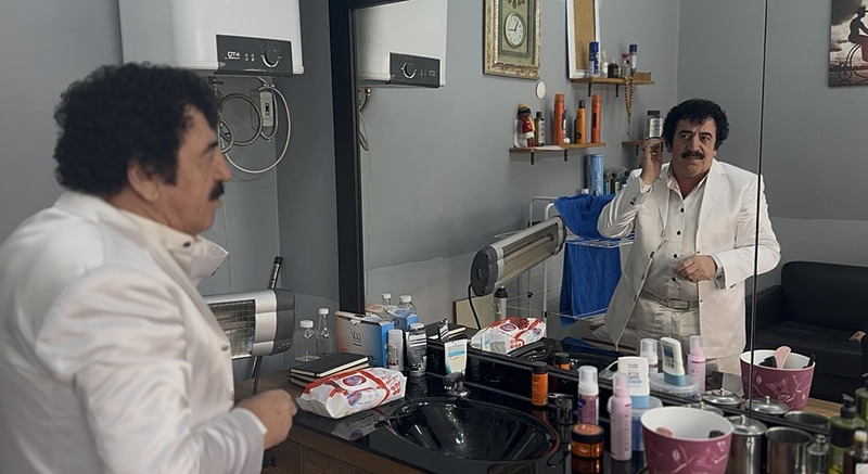 Müslüm Gürses’in ikizi kadar benzeyen taksici Baki Çiçek görenleri şaşırttı-4