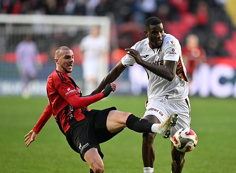 Trabzonspor hücumda da zirveye oynuyor!-3