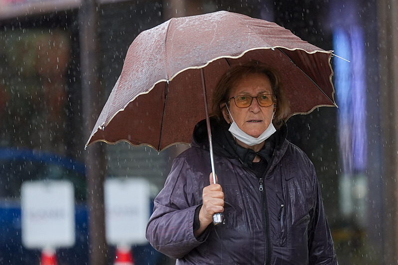 Meteoroloji'den İstanbul'a saatli uyarı: Gece yarısı sağanak bastıracak! Yeni sistemle kar geliyor-8