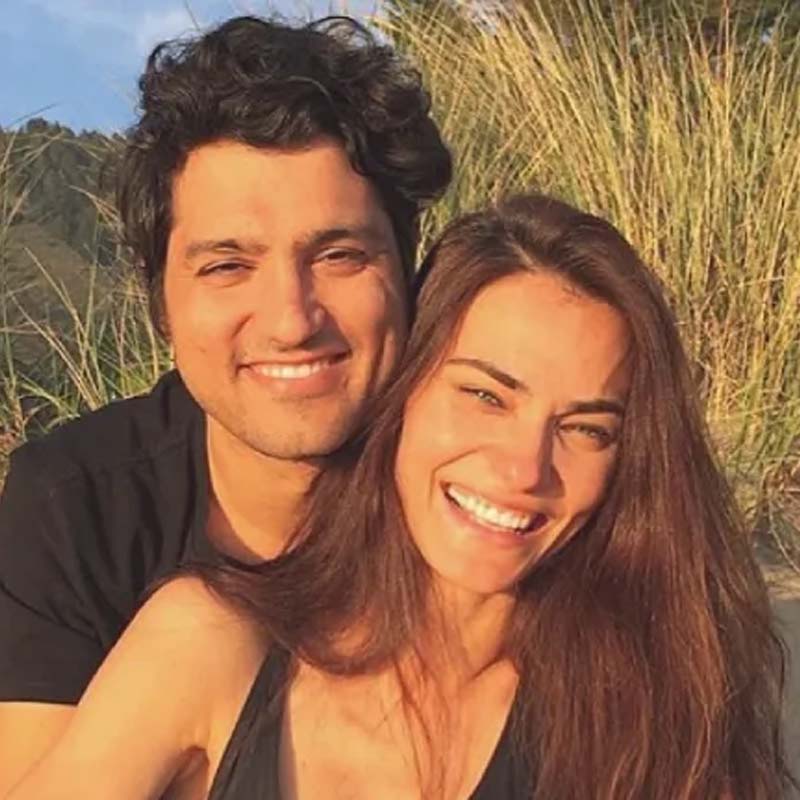 saadet-isil-aksoy-ve-pamir-kiraner-bosandi-12-yillik-evlilik-sessiz-sedasiz-sona-erdi-1772692914053.jpg Saadet Işıl Aksoy ve Pamir Kıraner boşandı! 12 yıllık evlilik sessiz sedasız sona erdi-8