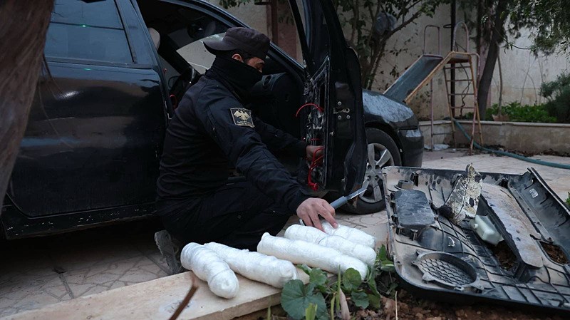 Son dakika: MİT'ten Şam'da DEAŞ'a nokta atışı operasyon! Sabotaj hazırlığındaki hücre çökertildi-4