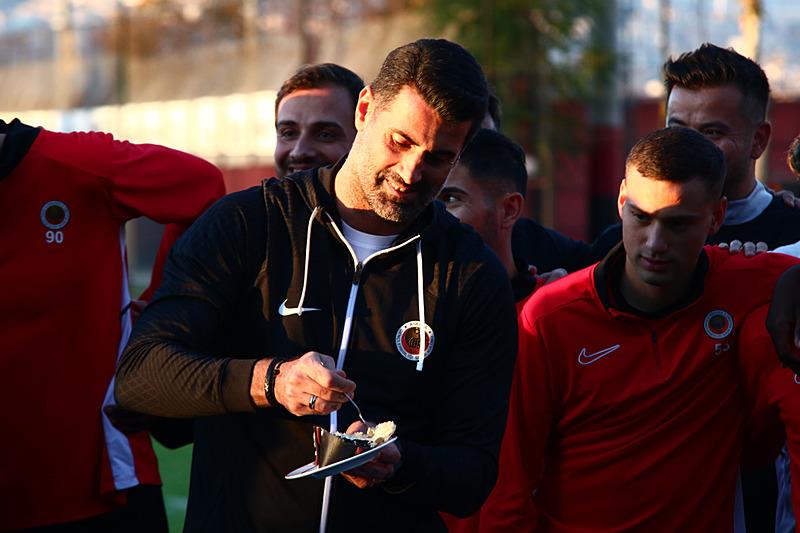 Gençlerbirliği'ne hoca dayanmıyor! Levent Şahin ile yollar ayrıldı-3