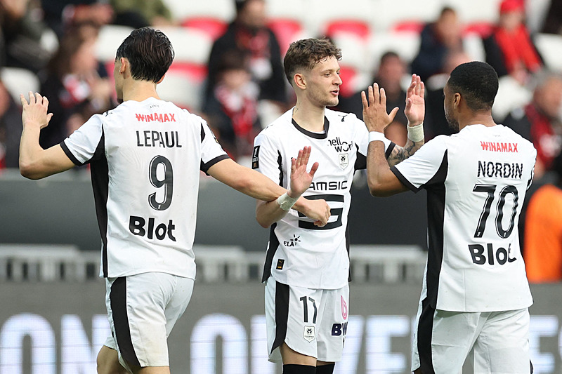 Sebastian Szymanski attı Rennes Nice’ı dağıttı-4