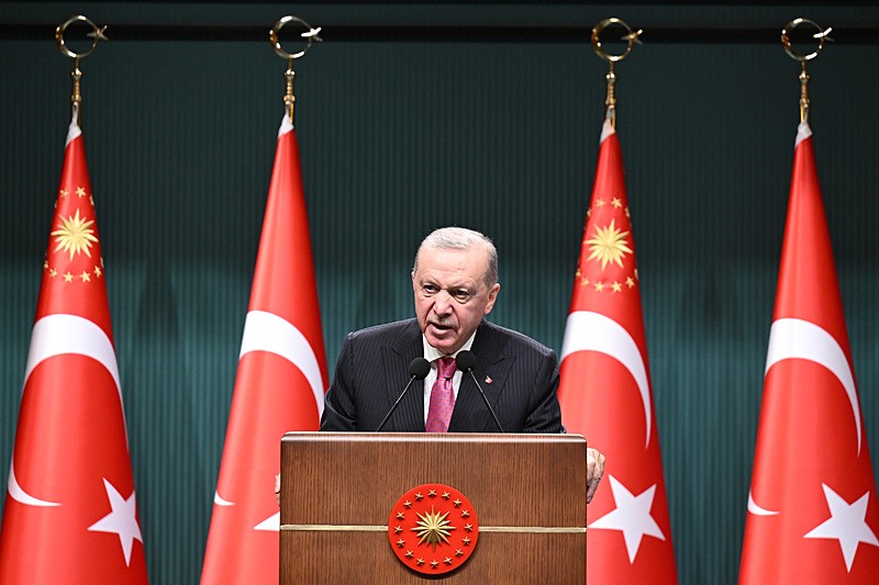 Başkan Erdoğan'dan düşürülen ikinci İran füzesi hakkında net mesaj: "Yanlışta ısrar ve inat edilmemeli"-4