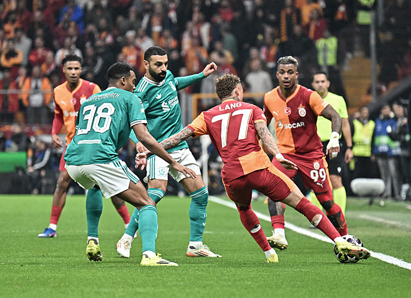 Şampiyonlar Ligi Cimbom'un işi! Galatasaray - Liverpool: 1-0 | MAÇ SONUCU-13