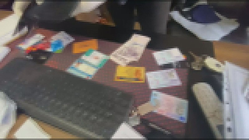 İstanbul'da sahte evrak düzenleyen şebeke çökertildi: 13 gözaltı-3