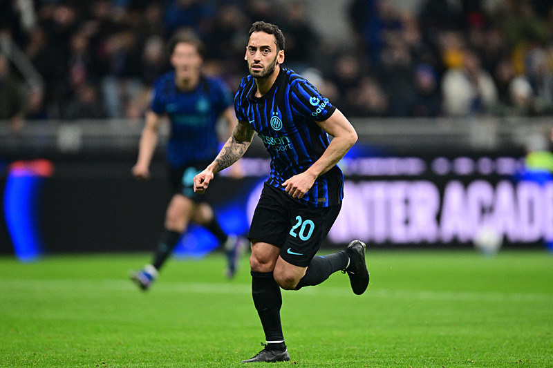 Galatasaray'a Hakan Çalhanoğlu'ndan beklenen haber geldi-2