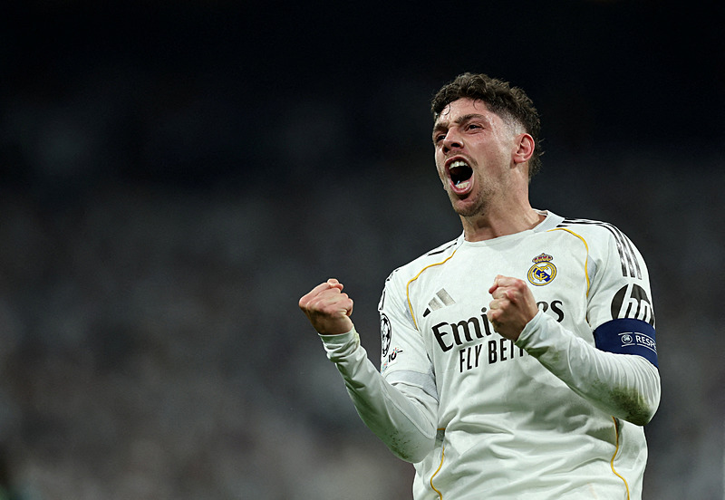 Mario Lemina ve Ismail Jakobs Şampiyonlar Ligi'nde haftanın 11'ine seçildi-3