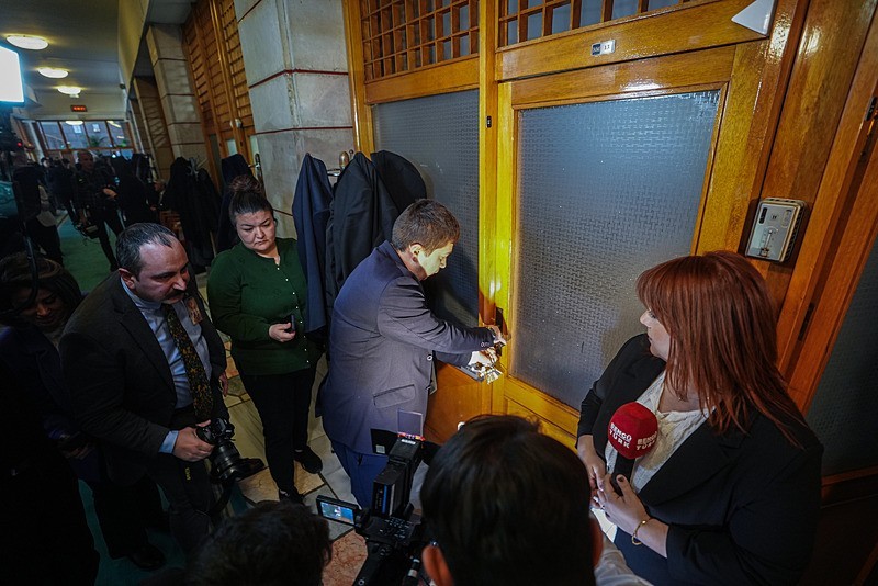 Meclis'te kapılar kilitlendi tutanaklar mühürlendi! Savaş gündemli kapalı oturum hareketliliği | 10 yıllık sır-3