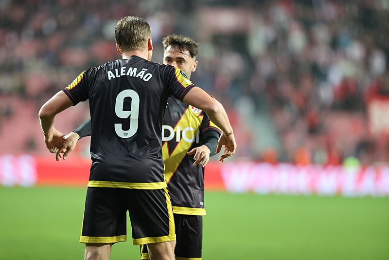 Samsunspor - Rayo Vallecano | Konferans Ligi CANLI-6