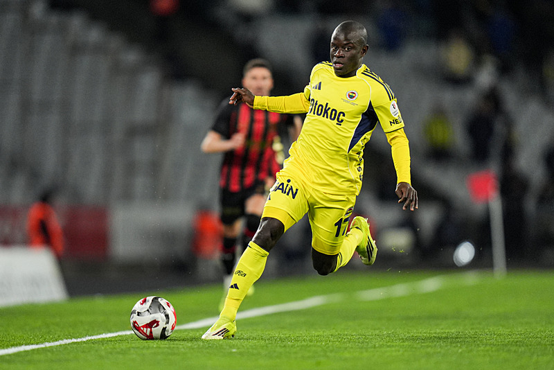 Zirvede yıkım! Fatih Karagümrük - Fenerbahçe: 2-0 | MAÇ SONUCU-6