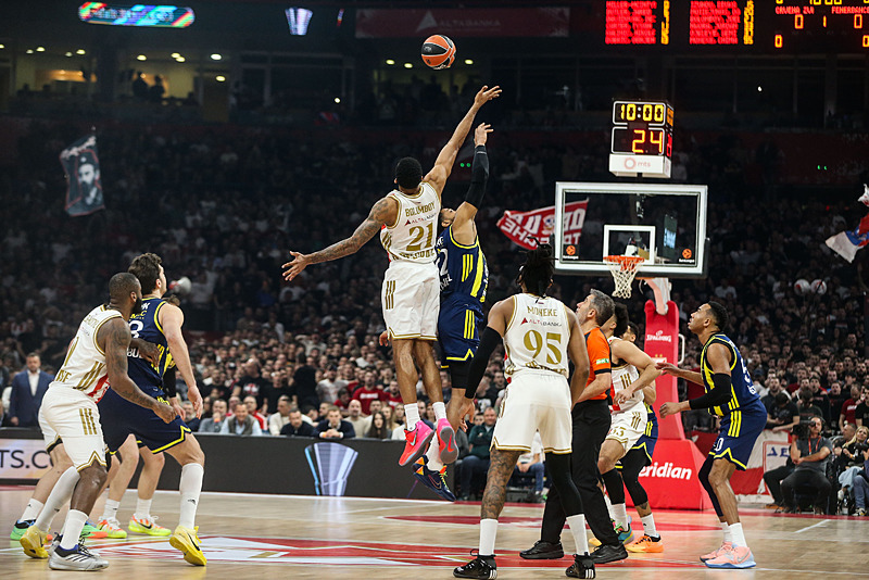 Kanarya'nın serisi bitti! Kızılyıldız - Fenerbahçe Beko: 79-73 | MAÇ SONUCU-3