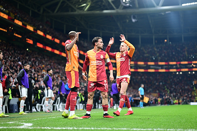 Şampiyonluğa dev adım! Galatasaray - Başakşehir: 3-0 | MAÇ SONUCU-10