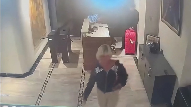 İşte Ayşegül Eraslan'ın son anları! Evinden oyuncu Sunay Kurtuluş çıktı: 3 hafta önce tanıştık iki kez evine gittim | "Tokat" itirafı-3