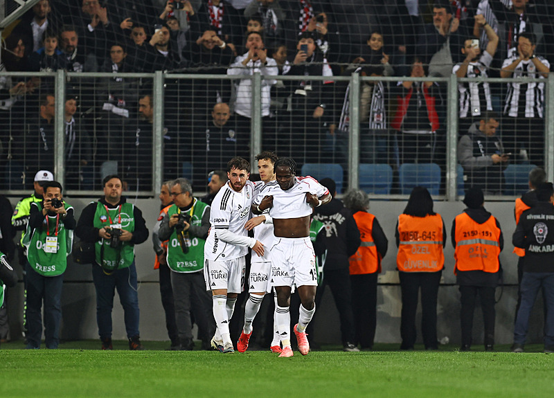 Orkun Kökçü'den 4 yıl sonra ilk! Başkentte enfes golüyle ağızları açık bıraktı-3