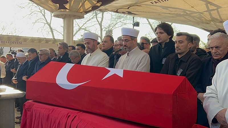 İlber Ortaylı'ya veda: Fatih Cami haziresine defnedildi | Başkan Erdoğan'dan taziye-2