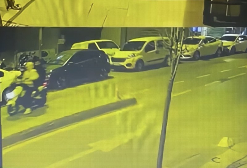 Kağıthane'de sokak ortasında silahlı saldırı: "Bize bakınca ayaklarına sıktık"-3