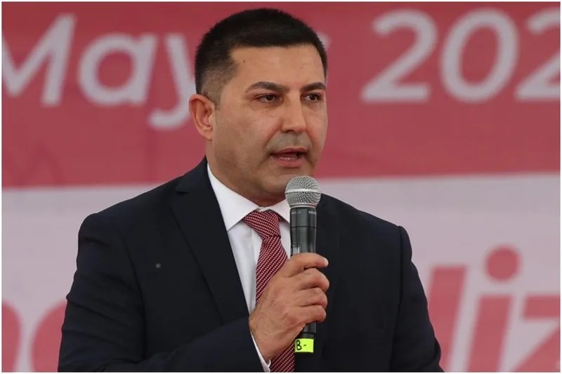 Kuşadası'nda "rüşvet" dalgası: Tutuklanan CHP'li belediye başkanı Ömer Günel görevden uzaklaştırıldı-3