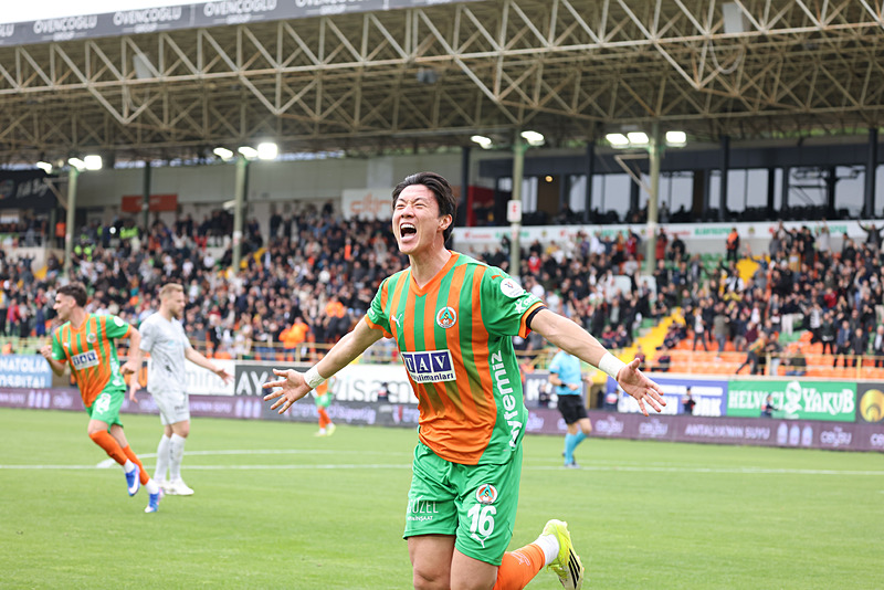 Alanyaspor Kocaelispor’u 5 golle geçti 4 hafta sonra güldü!-3