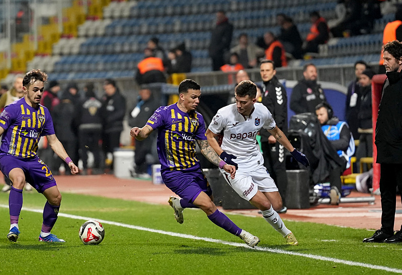 Trabzonspor Eyüpspor'u da devirip son beş maçını kazandı: 1-0-4
