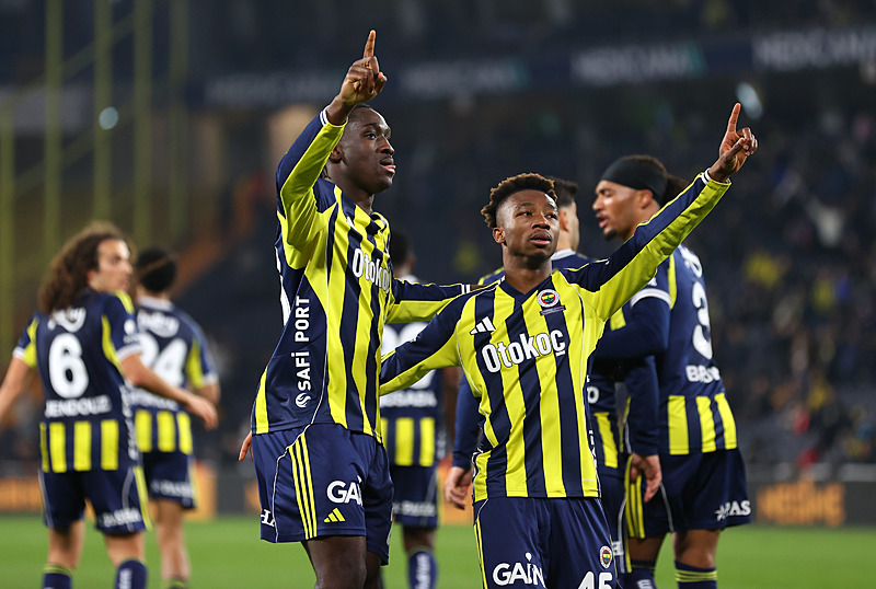 Fenerbahçe'den prim krizi iddiaları sonrası ayrılık açıklaması!-5