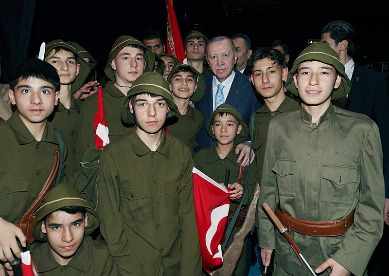 Külliye'de "zafer" sahnesi: Başkan Erdoğan "Şüheda 1915" tiyatro gösterimini izledi-6