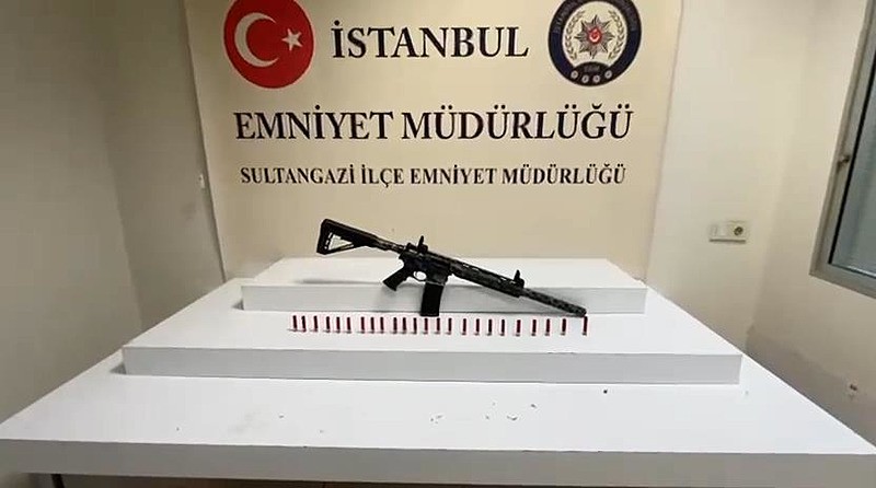 Pijamayla evden çıkan kadın ayrıldığı sevgilisinin evine ateş etti: Pompalıyla kamerada!-5