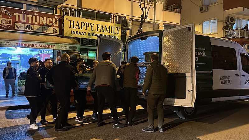 Mersin'de kadın cinayeti: Eşini çocuklarının önünde öldürdü-6