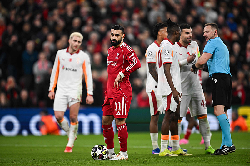 Galatasaray Şampiyonlar Ligi'nde Liverpool'a elendi: 4-0-10