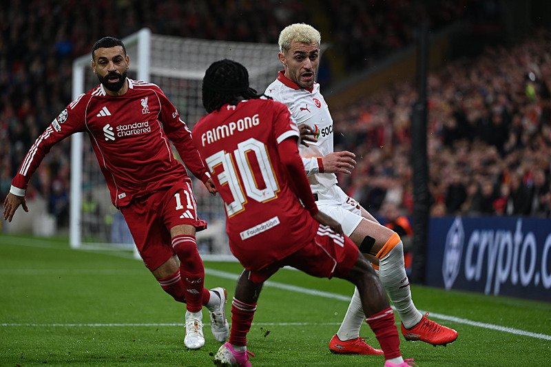 Galatasaray Şampiyonlar Ligi'nde Liverpool'a elendi: 4-0-9