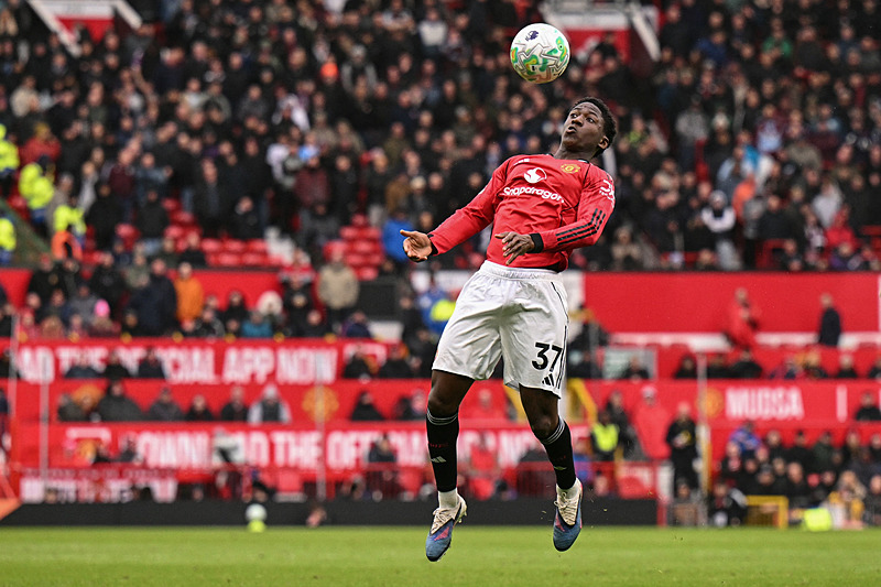 Beşiktaş'a Kobbie Mainoo'dan kötü haber! Manchester United kararını verdi-2