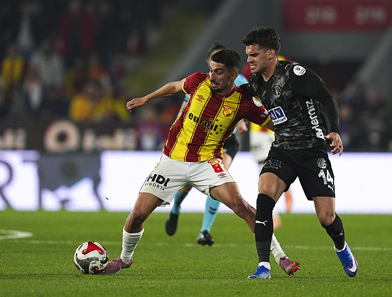 Romanya'nın Türkiye maçı kadrosunda Süper Lig'den 3 isim!-2