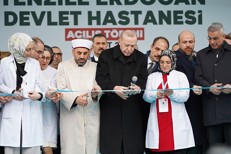 Tenzile Erdoğan Devlet Hastanesi açıldı | Kurdeleyi Başkan Erdoğan kesti: Milletimize hizmet için varız-5