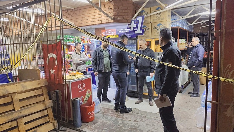 Antalya'da market sahibinin oğlu müşteriyi öldürdü: Zanlı alkollü çıktı-4