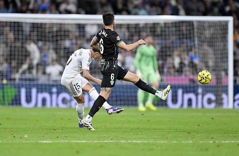 arda-gulerden-70-metrelik-gol-ve-dikkat-ceken-aciklamalar-1774074172256.jpeg Arda Güler'den 70 metrelik gol ve dikkat çeken açıklamalar-3