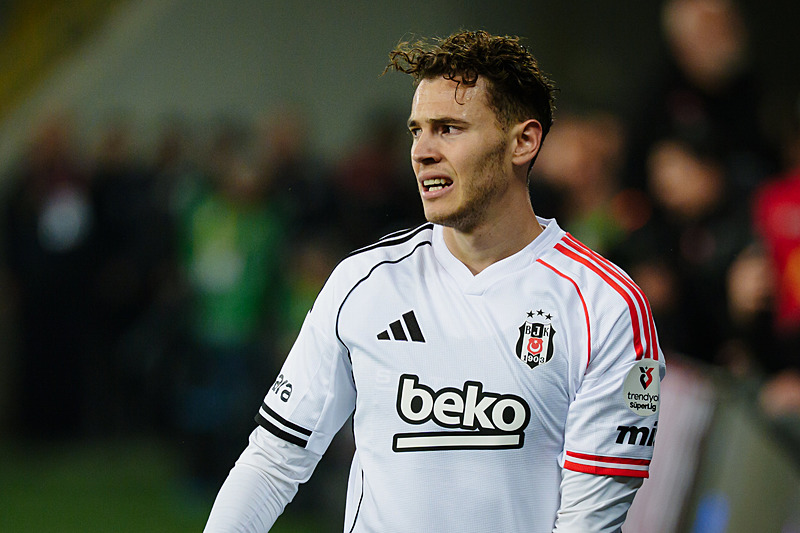 besiktasin-kristijan-asllani-plani-netlesti-bonservis-karari-verildi-1774105061242.jpeg Beşiktaş'ın Kristijan Asllani planı netleşti! Bonservis kararı verildi-2