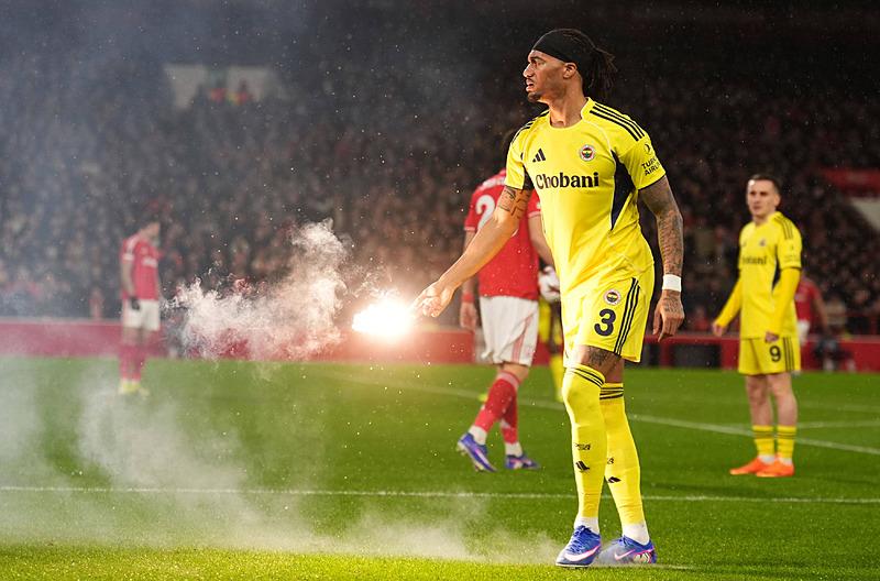 fenerbahceden-oosterwolde-ve-brown-karari-1774096890201.jpeg Fenerbahçe'den Oosterwolde ve Brown kararı: Sezon sonu satış planı-3