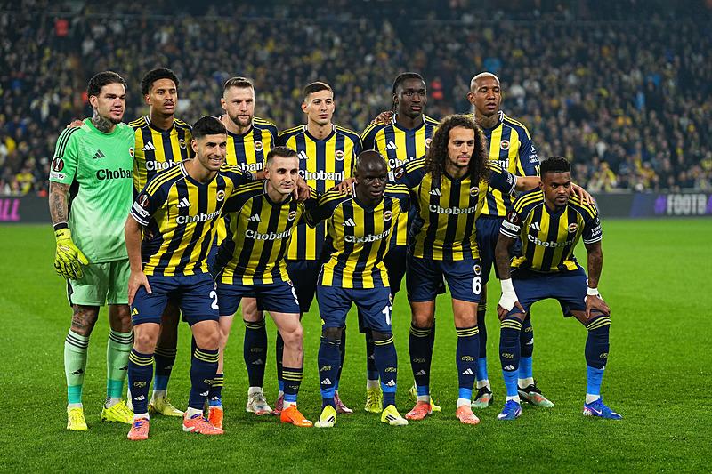 fenerbahceden-oosterwolde-ve-brown-karari-1774096902013.jpeg Fenerbahçe'den Oosterwolde ve Brown kararı: Sezon sonu satış planı-2