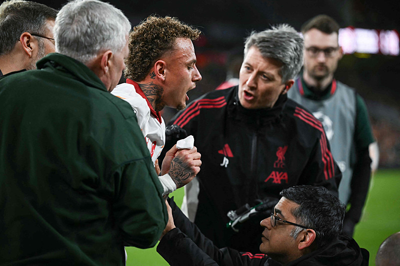 noa-lang-trabzonspor-derbisinde-sahada-1774120825071.jpeg Noa Lang Trabzonspor derbisinde sahada!-3