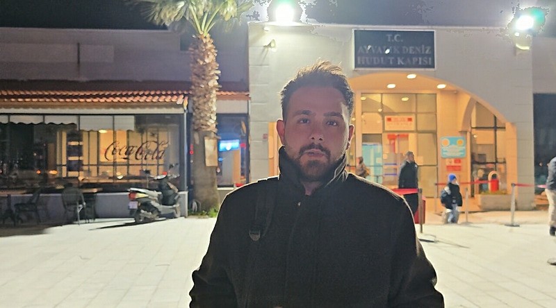 1774169550398.jpeg Midilli'de mahsur kalan Türk tatilciler yurda döndü: Şap isyanı 4 saat sonra bitti-3