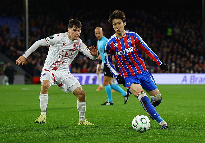 besiktasa-transferde-japon-harikasi-daichi-kamada-bedava-imza-atabilir-1774202236166.jpeg Beşiktaş'a transferde Japon harikası! Daichi Kamada bedava imza atabilir-2