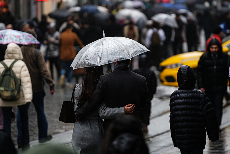 Dondurucu soğuklar bitiyor mu? Bahar o tarihte geliyor: İstanbul 21 dereceleri görecek!-13
