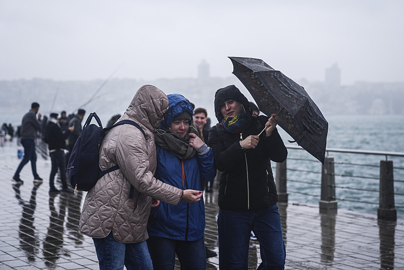 Dondurucu soğuklar bitiyor mu? Bahar o tarihte geliyor: İstanbul 21 dereceleri görecek!-9
