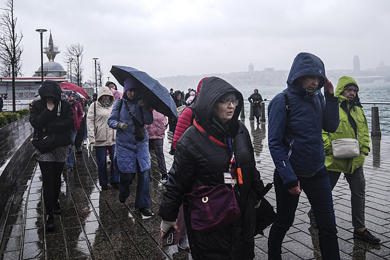 Dondurucu soğuklar bitiyor mu? Bahar o tarihte geliyor: İstanbul 21 dereceleri görecek!-11