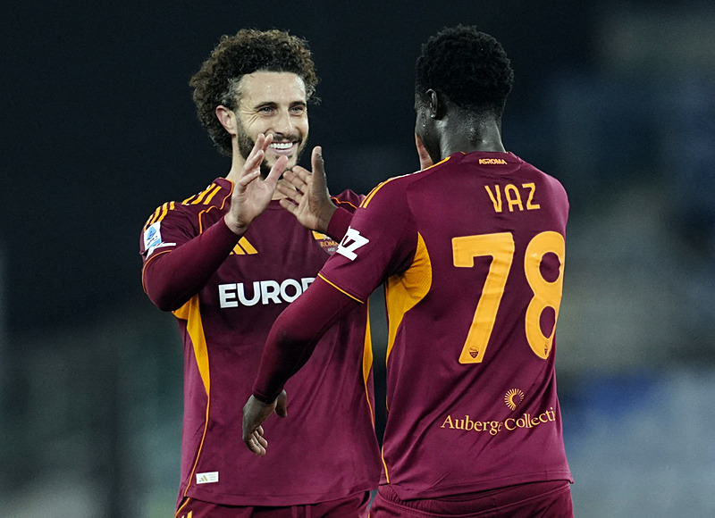 Roma Serie A'da Lecce'yi 1-0 yendi-3