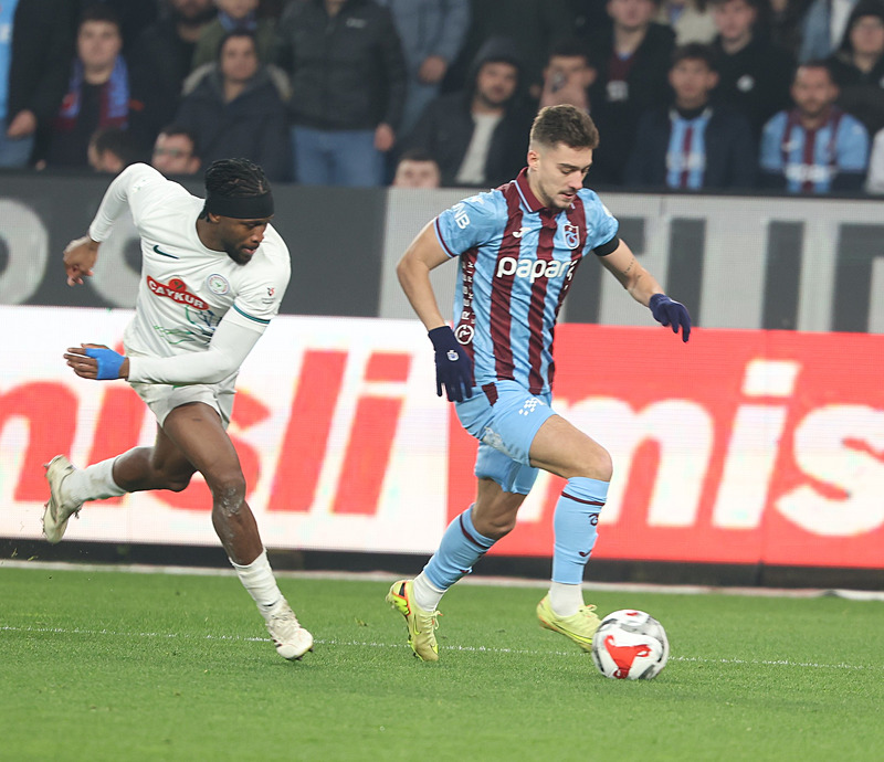 Trabzonspor Ernest Muçi için 12 milyon euroyu reddetti-4