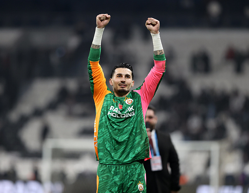 Uğurcan Çakır İngilizleri peşine taktı! İki dev takımın savaşı başladı-4