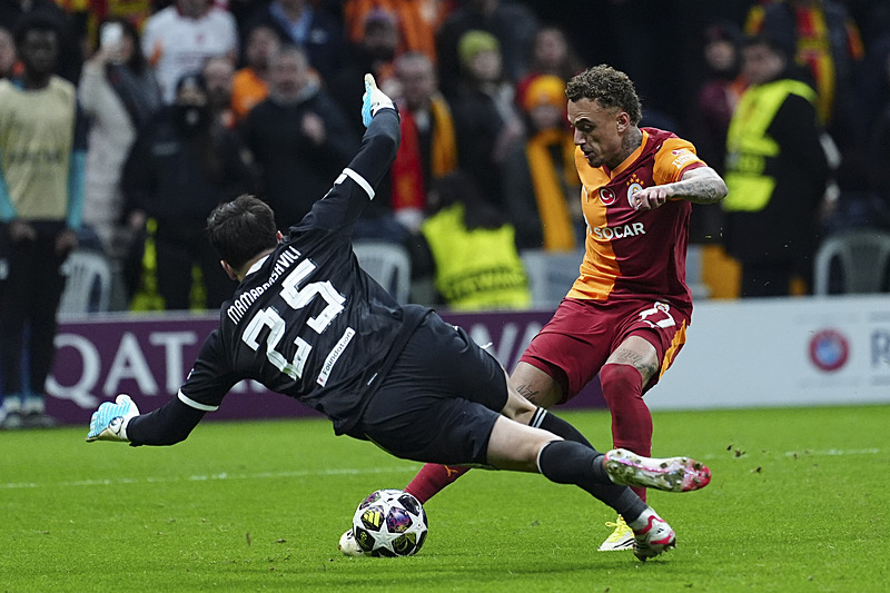 wesley-sniejder-noa-langi-koruyup-galatasaraya-destek-cikti-parmagin-hesabini-verin-1774189058999.jpeg Wesley Sniejder Noa Lang'ı koruyup Galatasaray'a destek çıktı: Parmağın hesabını verin-2