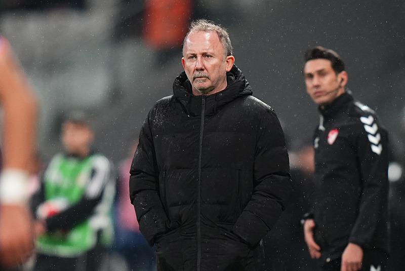 Beşiktaş'ta 3 oyuncuya ayrılık kararı: Al-Musrati, Joao Mario ve Onana-3