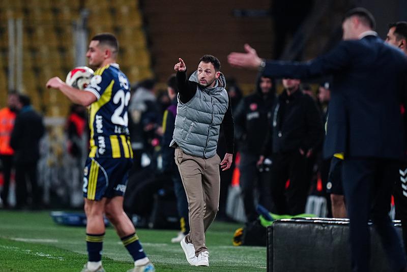Fenerbahçe'de Tedesco için karar değişti: Yönetim yola devam dedi-2